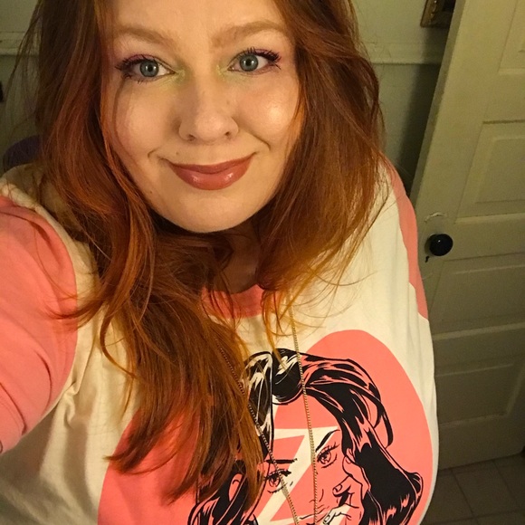 Meet your Posher, Bree - Picture 1 of 3